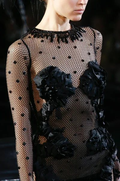 Look 90